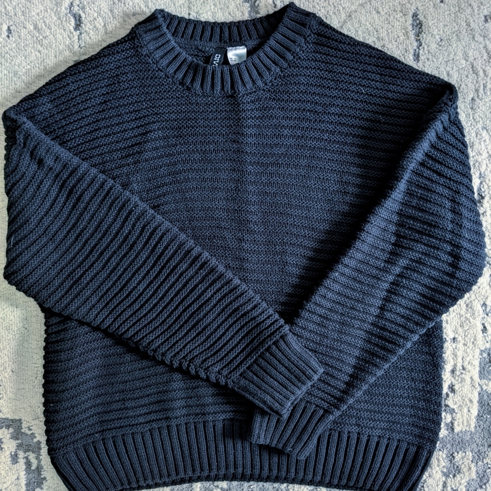 H&M sweater